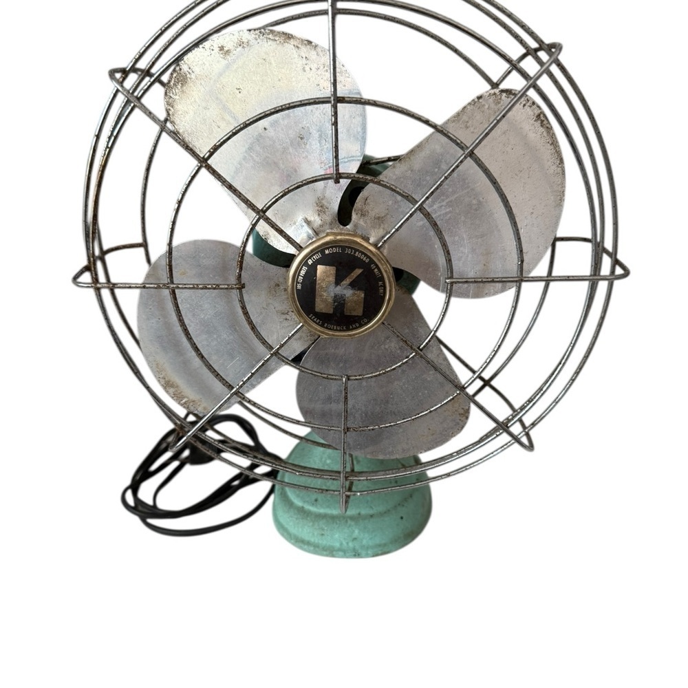Sears Roebuck and Co Vintage K Fan  Cast Iron Model 303 800 60 Works  As is